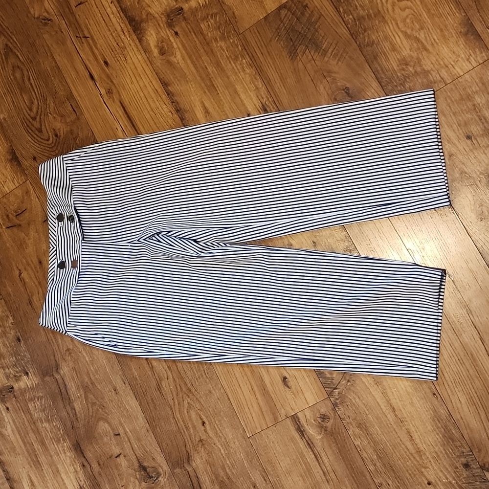 Chico's 00 striped crop dress pant